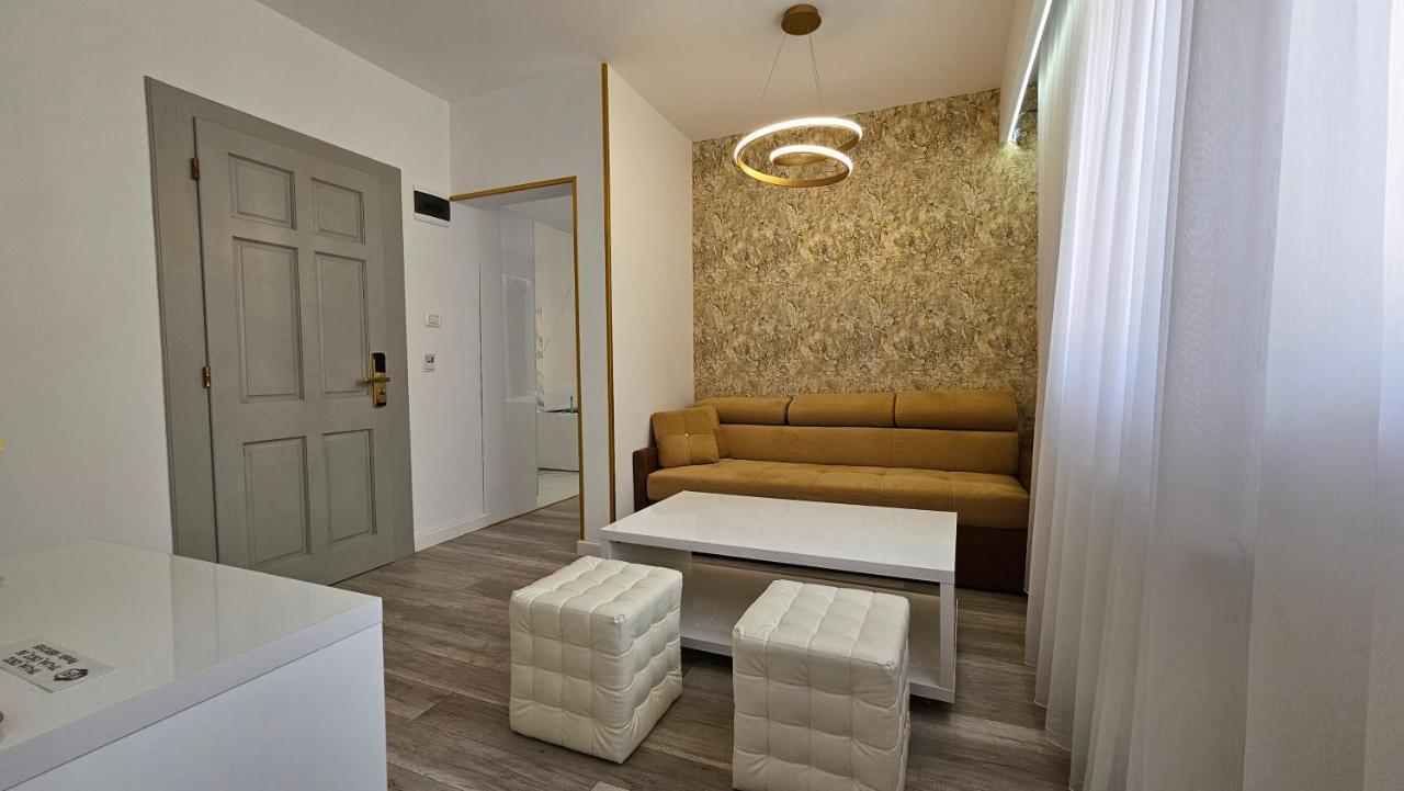 Bed and breakfast Colt De Rai Resita Extérieur photo